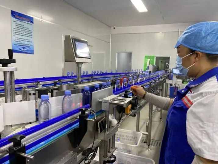 67158bf0285e56749175358c348fed09.jpg 67158bf0285e56749175358c348fed09.jpg